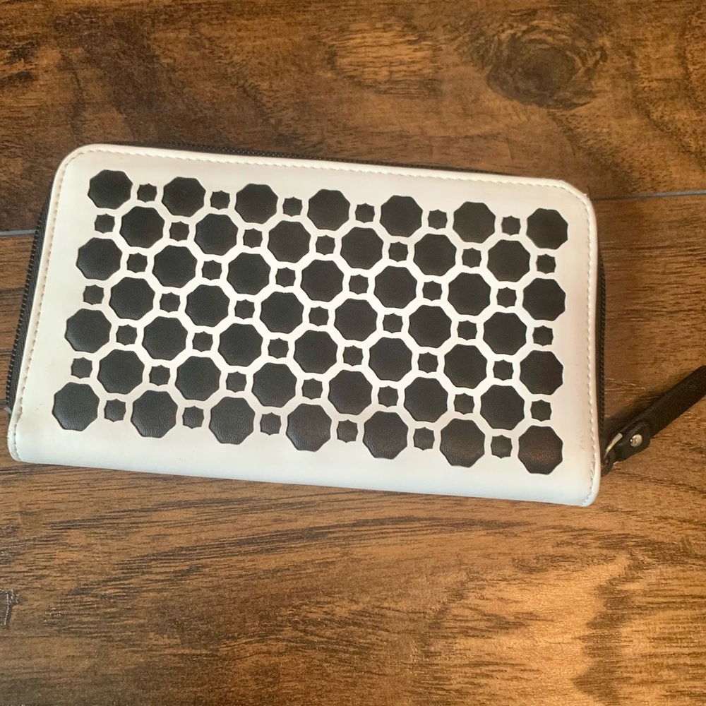 Vera Bradley Accordion Wallet